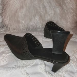 Liz Claiborne Black Mules, so Classy!